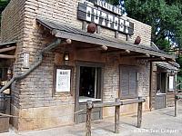 golden-oak-outpost-1